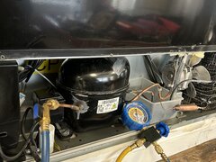 Reparatii frigidere si congelatoare